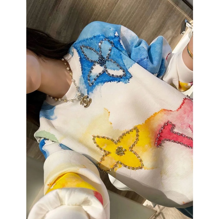 Áo sweater nhung dày đính đá màu nước phong cách mùa thu 2021