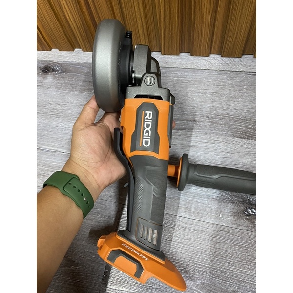 Máy mài cắt ridgid 18v