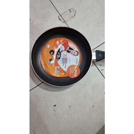 Chảo chống dính SUPOR AFFINITY H18204-J24 J26 - 24CM và 26CM sử dụng cho bếp gas và hồng ngoại