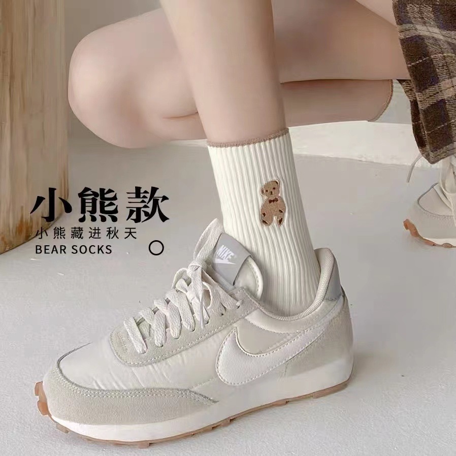 Tất gấu nữ cổ cao vải cotton phong cách Hàn Quốc