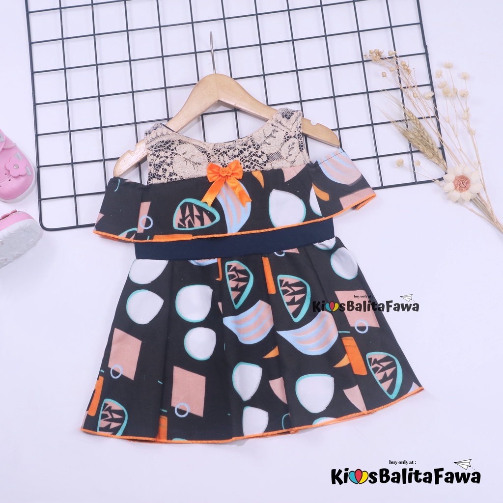 Đầm dạ hội họa tiết Camilla cho bé gái 4 tuổi