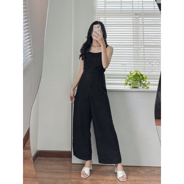 JUM HAI DÂY RUBY JUMSUIT MÀU ĐEN thiết kế form suông rộng cut out phần lưng quyến rũ chất vải dày dặn