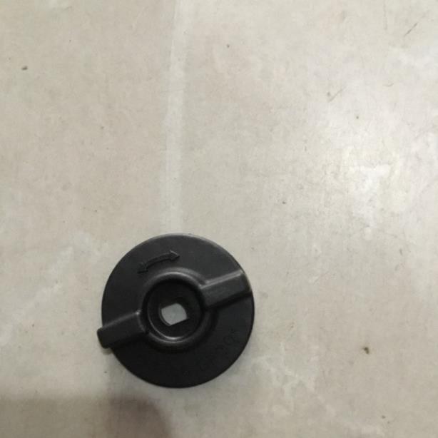 [Chính Hãng] Núm chỉnh ốp cưa xích UC4020