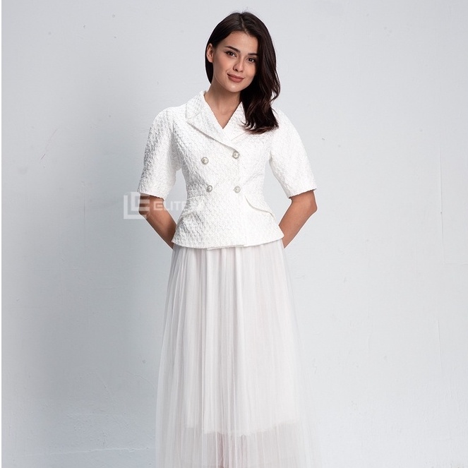 Áo vest đờ mi tay lỡ vân cánh én hai hàng cúc màu trắng ELITE TRẦN by LINHELITE