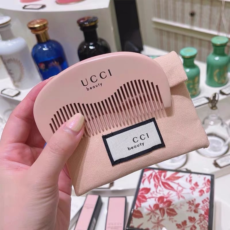 Set Lược Gỗ Gucii Beauty  - săn sale từ Singapore