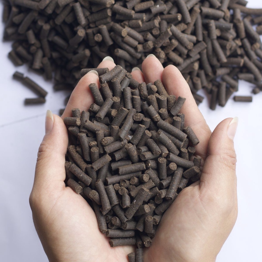 1kg phân dê ủ trùn quế, dịch cá và đỗ tương có nhiều dinh dưỡng dành cho cho hoa lan, hoa hồng và cây trồng trong nhà