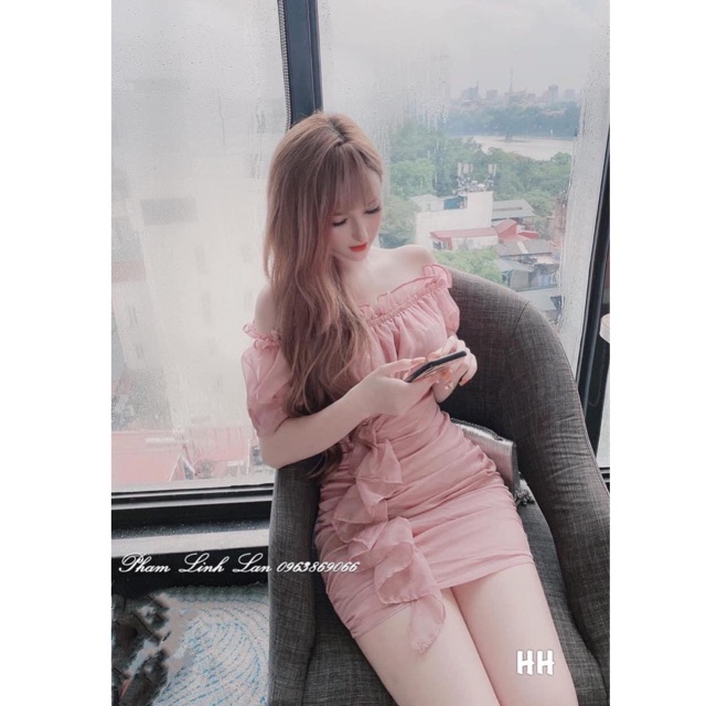 Đầm body dún eo trễ vai vải tơ