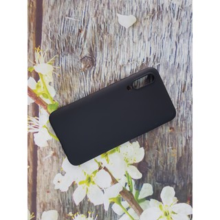 Ốp lưng silicon màu đen Vsmart Live