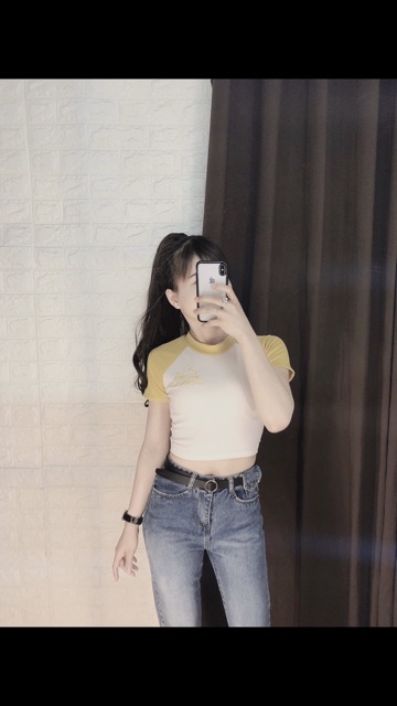 Áo croptop thêu hình chụp thật kèm video