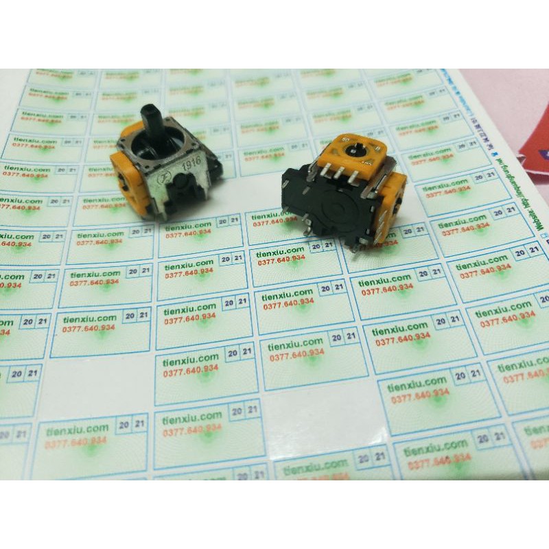 củ analog thay thế tay ps4 Ps5 /xbox one S/Game sir củ xuay cần,lò xo lr,chụp cần, củ nhựa tay cầm Ps4 tay PS4 Xbox One | BigBuy360 - bigbuy360.vn