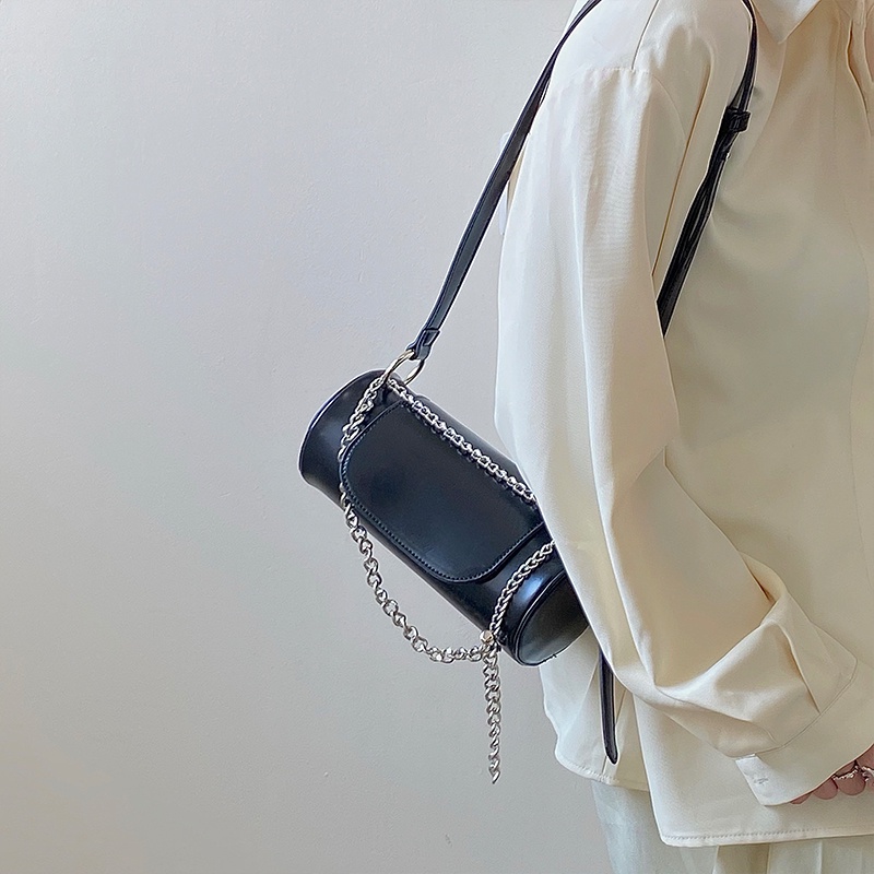 Túi Đeo Chéo Hình Trụ Phối Dây Xích Thời Trang 2022 Cho Nữ