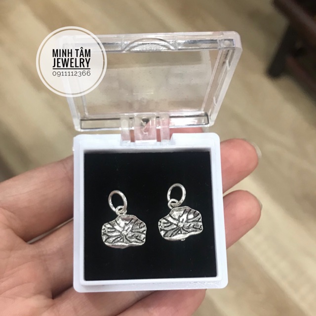 Charm rơi hình lá sen bạc S925