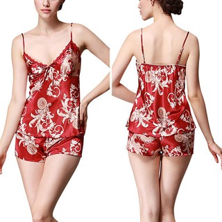 Bộ đồ ngủ bằng lụa sexy