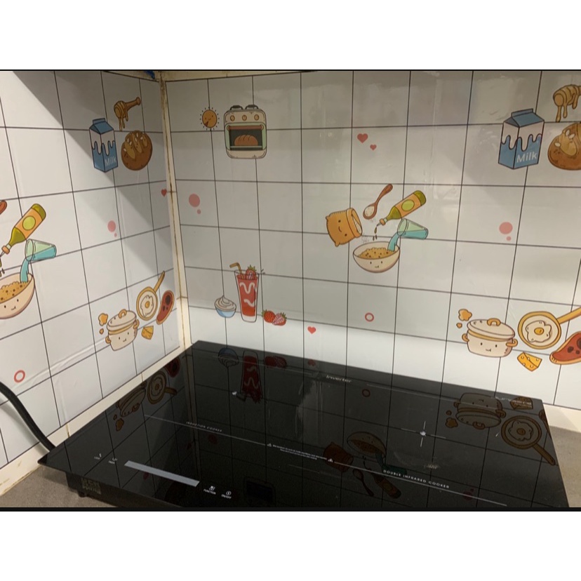 1m Decal giấy dán bếp khổ 60cm tráng nhôm cách nhiệt, chống dầu mỡ nhiều mẫu lựa chọn PL642