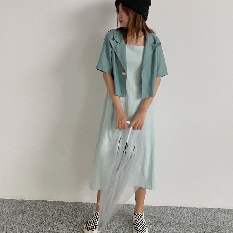 Váy linen khoét eo