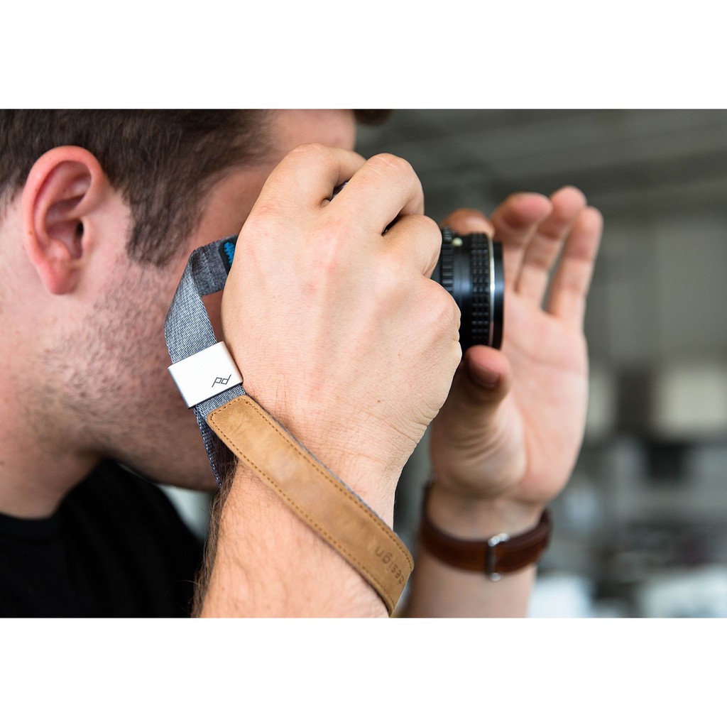 DÂY MÁY ẢNH ĐEO CỔ TAY PEAK DESIGN CUFF WRIST STRAP, MÀU XÁM