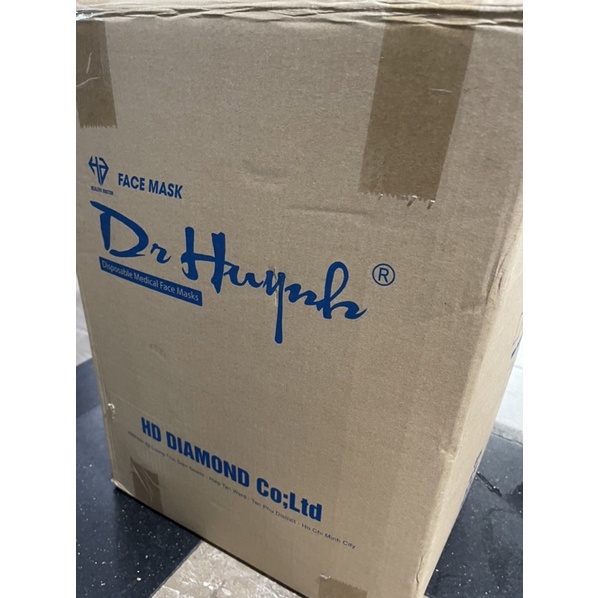 khẩu trang N95 có van , Dr.Huynh, màu trắng , hộp 5 cái.