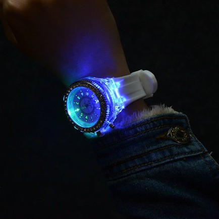 Đồng hồ thời trang nam nữ Mstianq LED 7 phát sáng màu cực đẹp | BigBuy360 - bigbuy360.vn