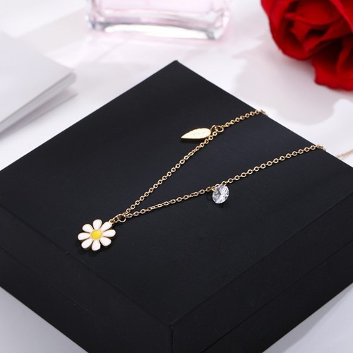 Dây Chuyền Hoa Cúc Trắng Titan Ko Đen TT 3085