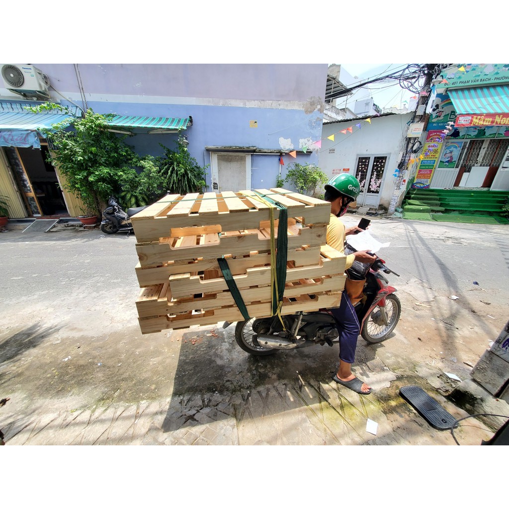 Giường pallet 1m4x2m 4 tấm có tặng pát sắt nối - Homevuive