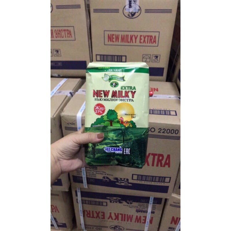 Sữa béo Neu Milk 1kg của Nga