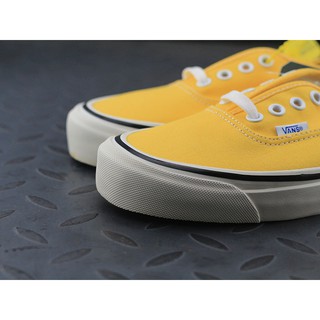 Giày Vans Authentic vàng