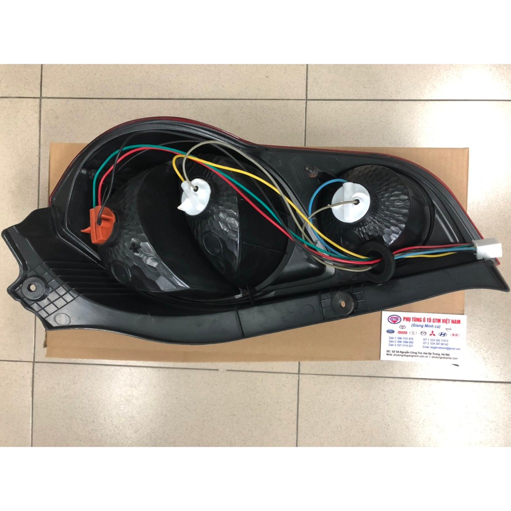 Đèn hậu SPARK 11 matiz 4 2 màu