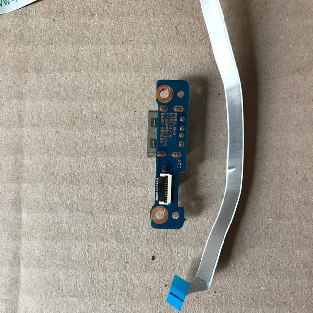 Board phụ cổng usb laptop samsung NP700Z4