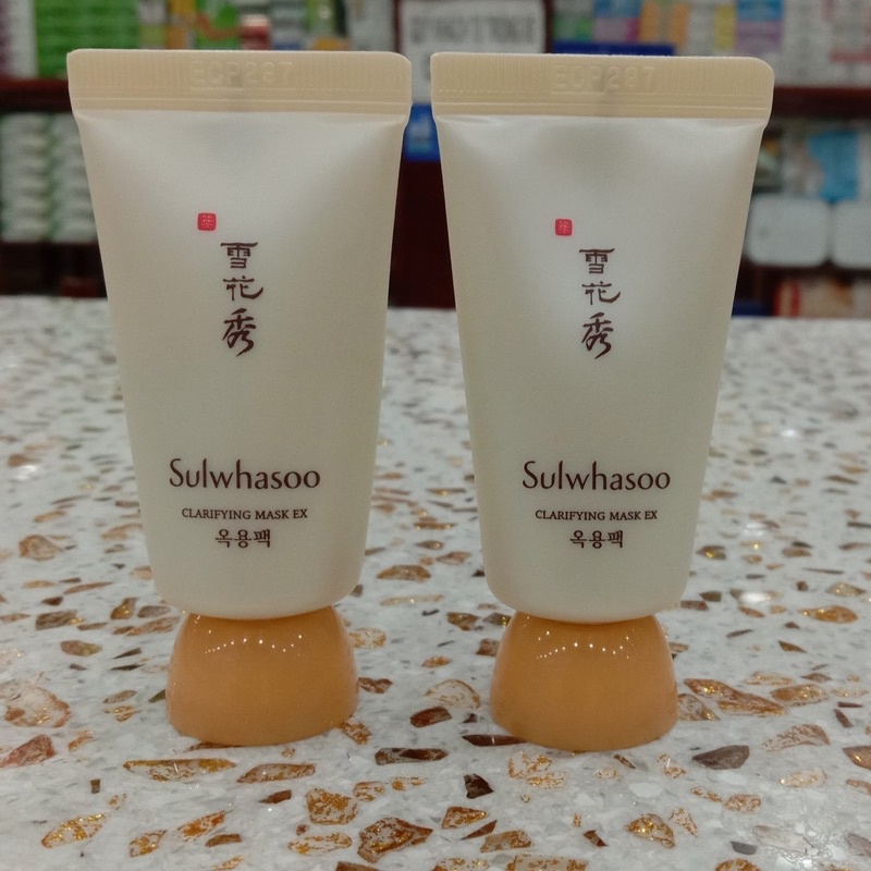 mặt nạ thảo dược : Hàn Quốc sulwasoo:chuyết xuất từ nhân sâm 30ml