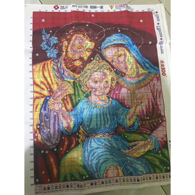 Tranh thêu kín Gia Đình Thánh Gia size 52*66cm & 55*70cm