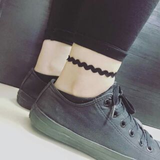 Choker chân dễ thương