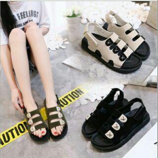 Sandal nữ 3 quai - hot trend 2018
