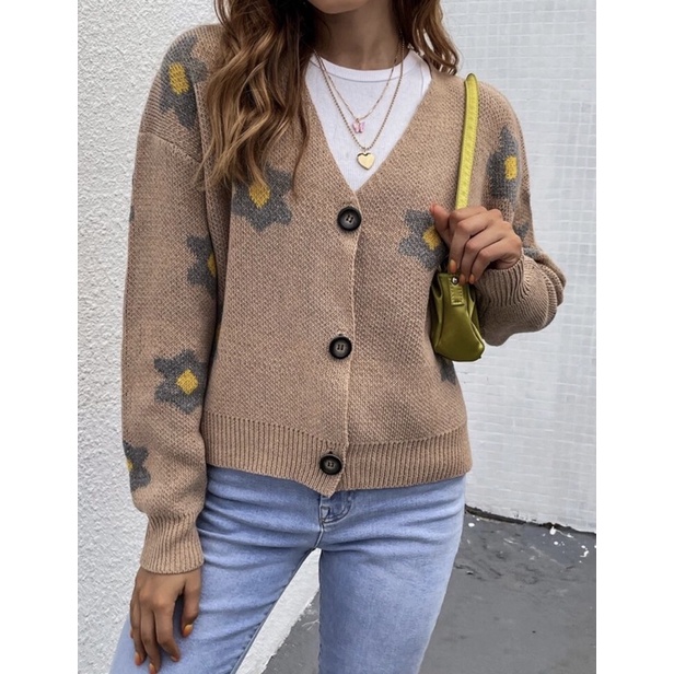 Áo cardigan len nữ hoạ tiết bông hoa form rộng cá tính