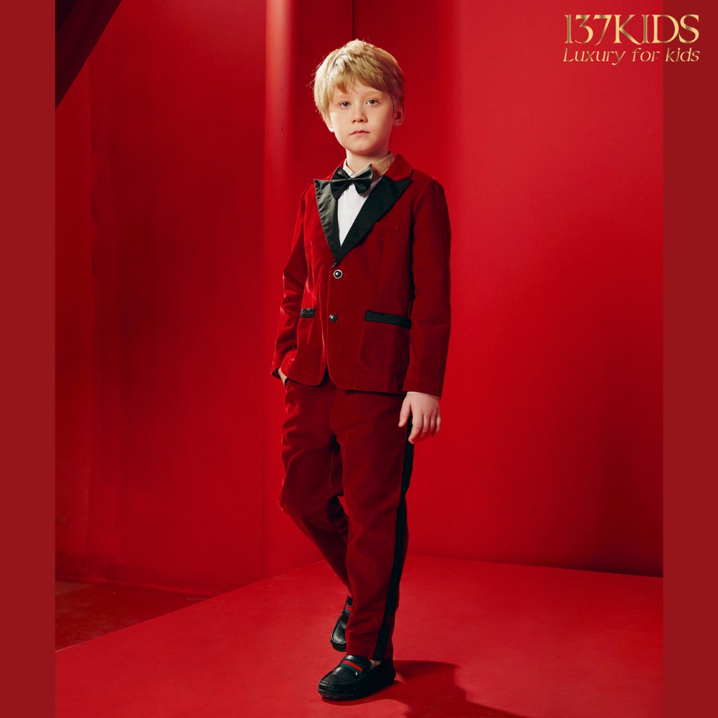 Bộ đồ vest nhung đỏ thiết kế cho bé trai đi chơi dự tiệc 137KIDS