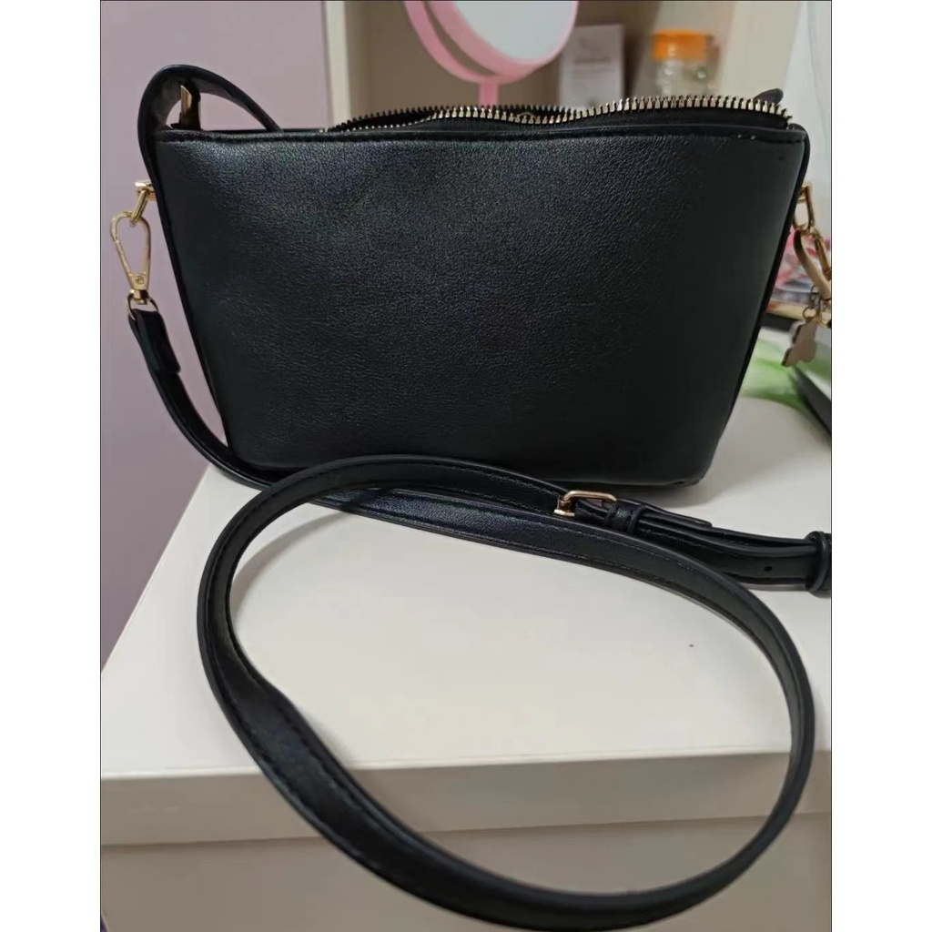 Túi xách đeo vai thiết kế mới 2022 hình hộp đựng cơm