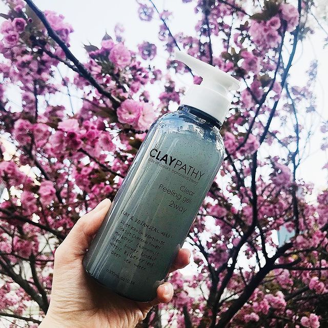 Gel tẩy da chết đất sét thảo mộc CLAYPATHY Clear Peeling Gel 300ml