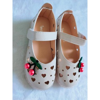 Giày búp bê trắng rọ tim cherry size lớn