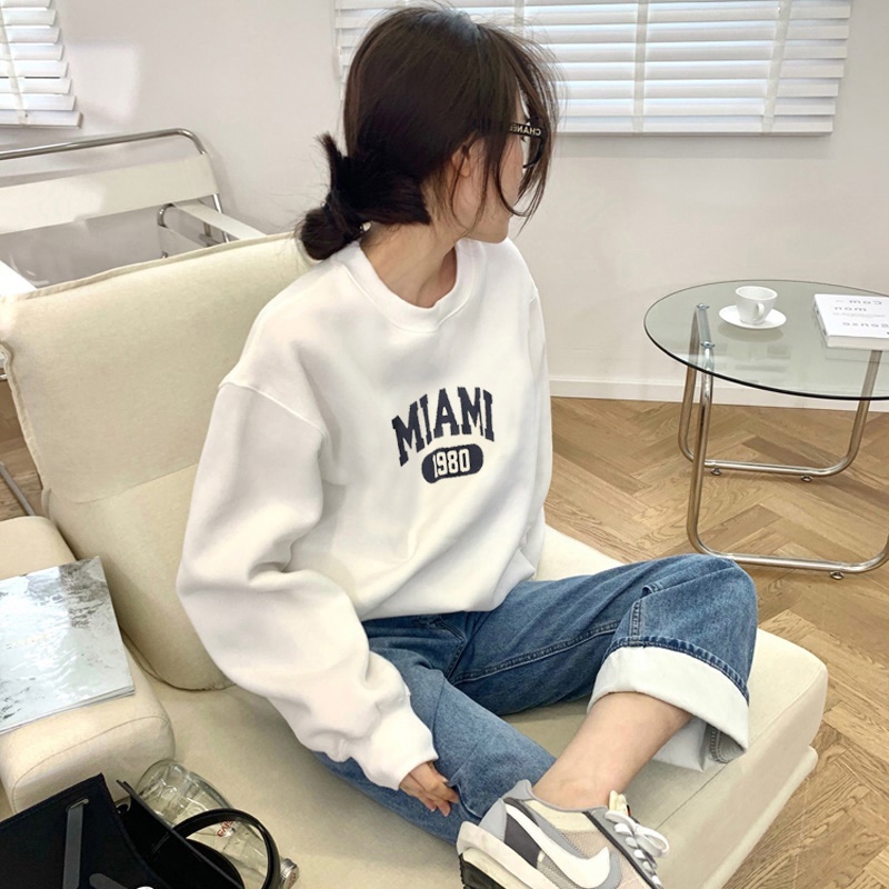 Áo sweater cổ tròn in chữ Hàn Quốc thời trang