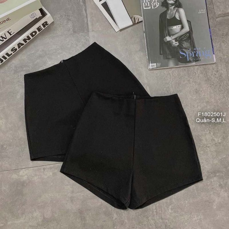 Quần short đen lưng cao 1802