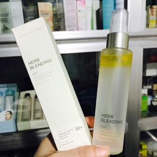 XỊT KHOÁNG NATURE REPUBLIC