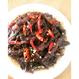 Cá cơm kho keo đặc sản Nha Trang