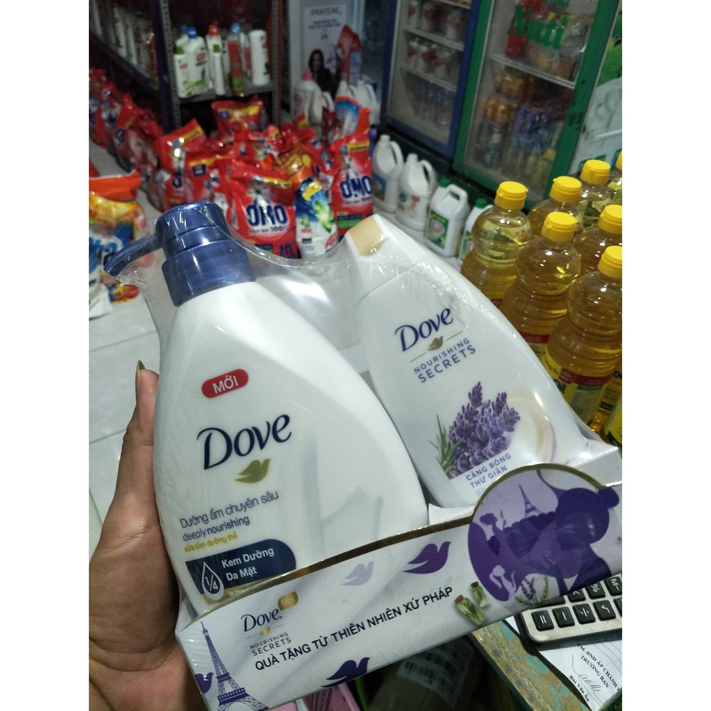 BỘ SỮA TẮM DOVE DƯỠNG THỂ DƯỠNG ẨM CHUYÊN SÂU 530G VÀ CĂNG BÓNG THƯ GIÃN 120G