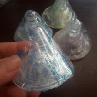 Núm vú silicon cổ rộng