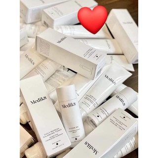 Sữa rửa mặt Surface radiance Medik8