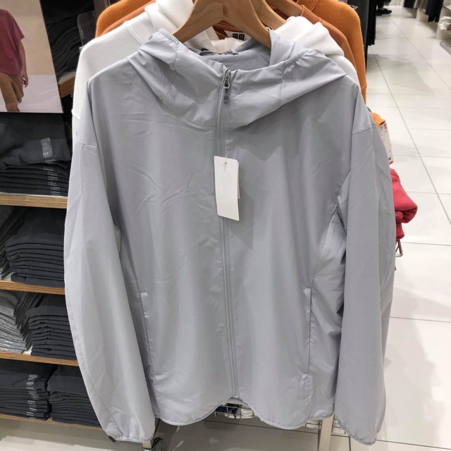 Áo gió Uniqlo