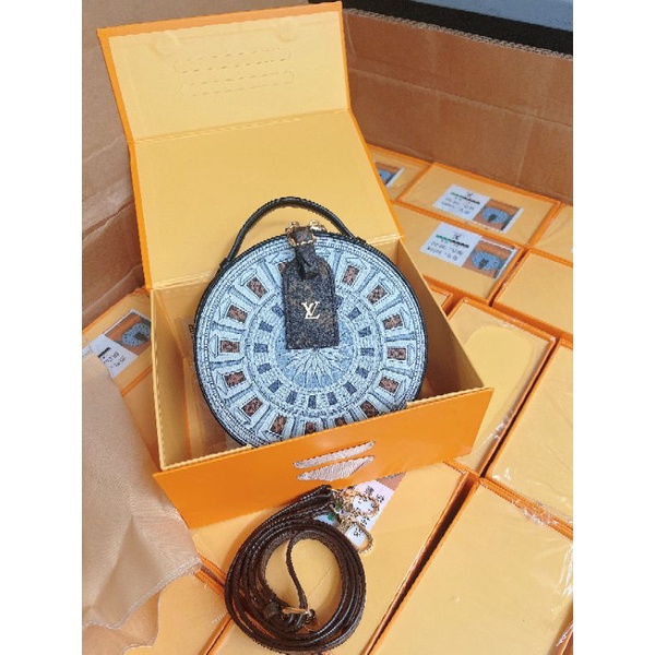 TÚI CỐP TRÒN LV THỜI TRANG FULL BOX NAM CHÂM SEAL