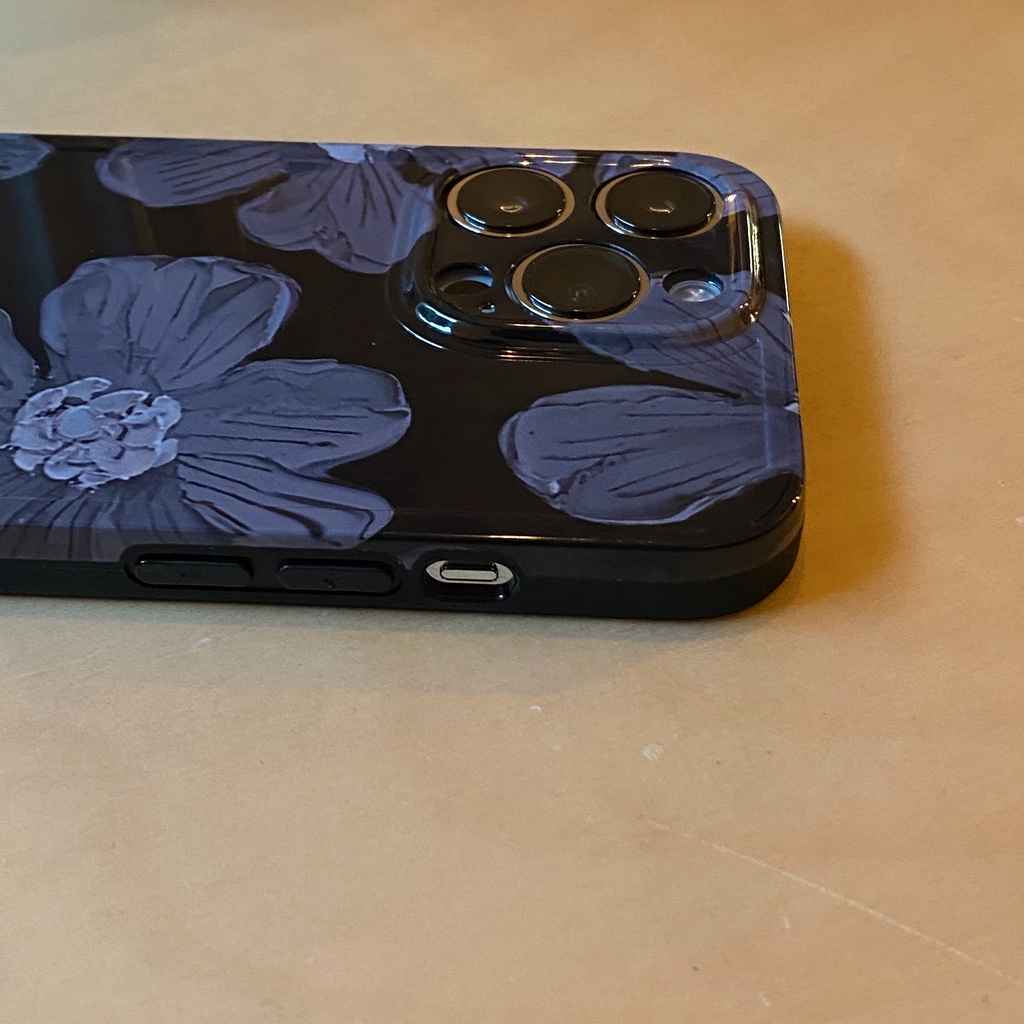Ốp Điện Thoại Họa Tiết Hoa Màu Đen Thời Trang Chống Sốc Cho iPhone 14 / 13 / 12 / 11