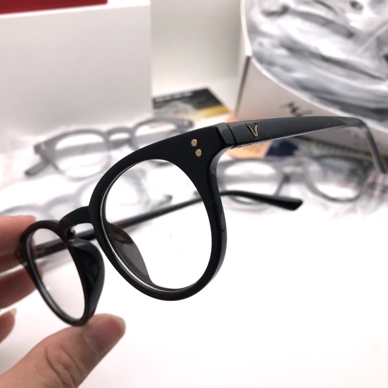 Thanh lý kính GM Milan lỗi nhỏ từ nhà sx | BigBuy360 - bigbuy360.vn