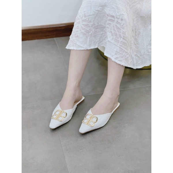 Giày sục mũi vuông BB bệt da bóng chất da đẹp lạ hót nhất 2022