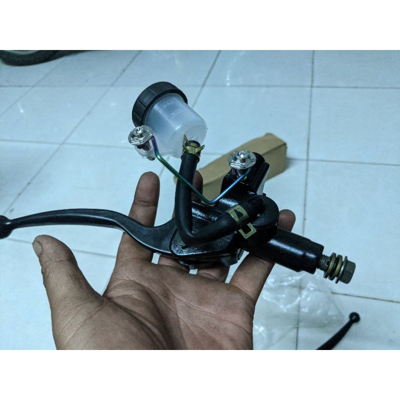 Tay dầu sirius Thailand bình dầu rời